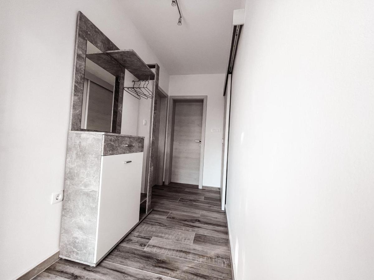 Riad Apartments Premium Zgornje Skofije Exterior foto
