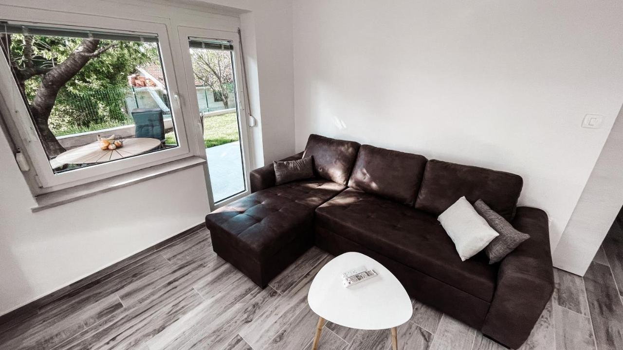 Riad Apartments Premium Zgornje Skofije Exterior foto
